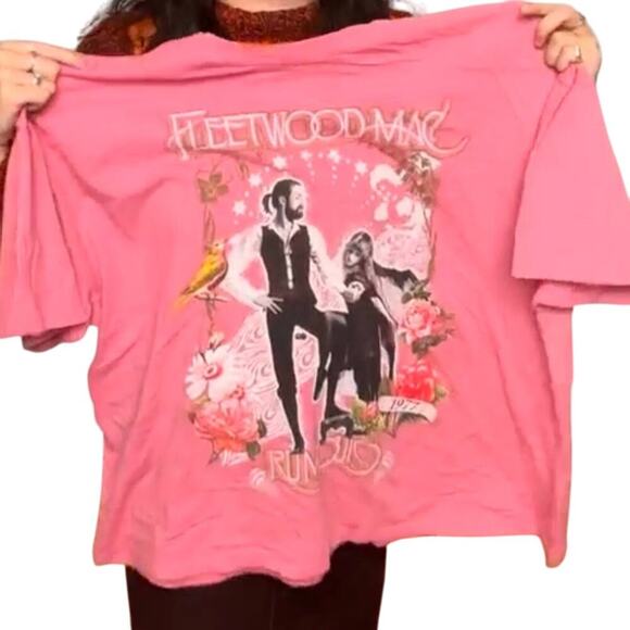DAYDREAMER Fleetwood Mac Rumours Tee One Size Fits Most New w/o Tag MSRP $98 - Picture 6 of 6